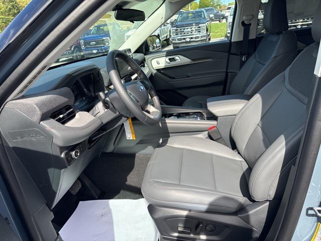 new 2025 Ford Explorer car, priced at $51,365