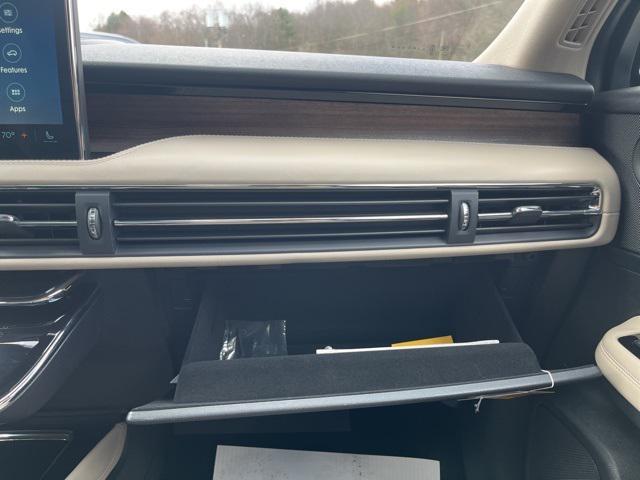 new 2025 Lincoln Corsair car, priced at $50,435