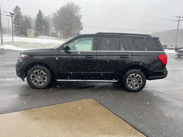 used 2022 Ford Expedition car, priced at $39,995