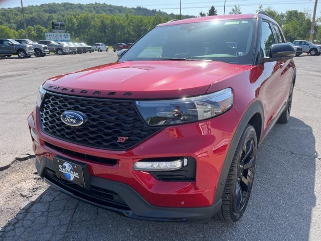 used 2024 Ford Explorer car, priced at $50,499