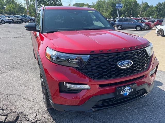 used 2024 Ford Explorer car, priced at $50,499