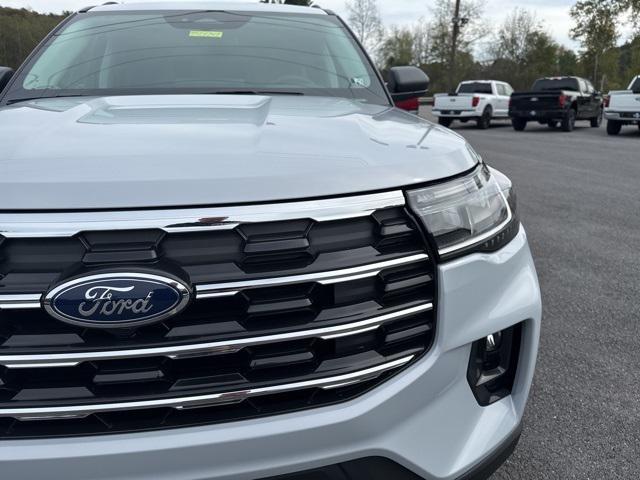 new 2025 Ford Explorer car, priced at $51,370