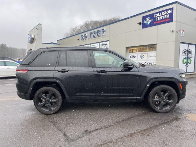 used 2023 Jeep Grand Cherokee car, priced at $33,995