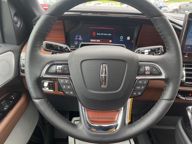 new 2024 Lincoln Navigator car, priced at $98,914