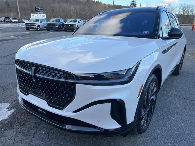 new 2025 Lincoln Nautilus car, priced at $70,910