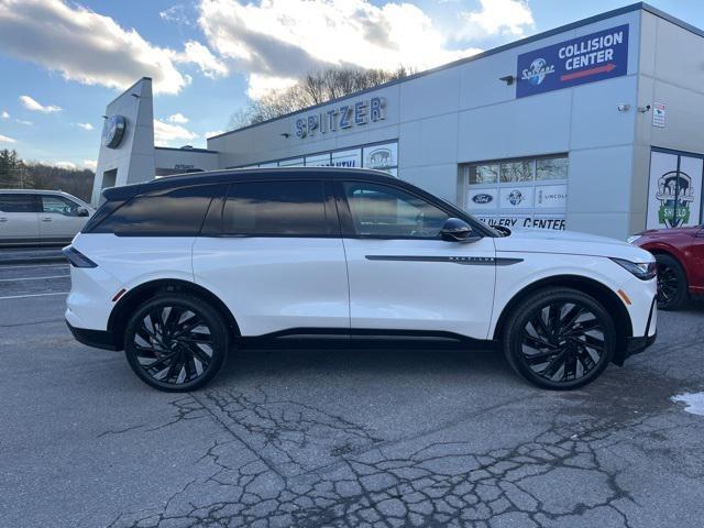 new 2025 Lincoln Nautilus car, priced at $70,910