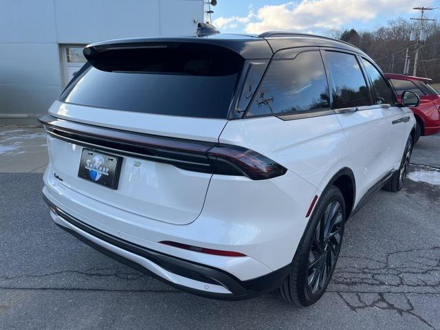 new 2025 Lincoln Nautilus car, priced at $70,910