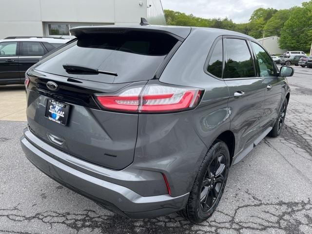 new 2024 Ford Edge car, priced at $40,458