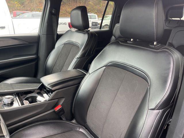 used 2023 Jeep Grand Cherokee L car, priced at $27,584