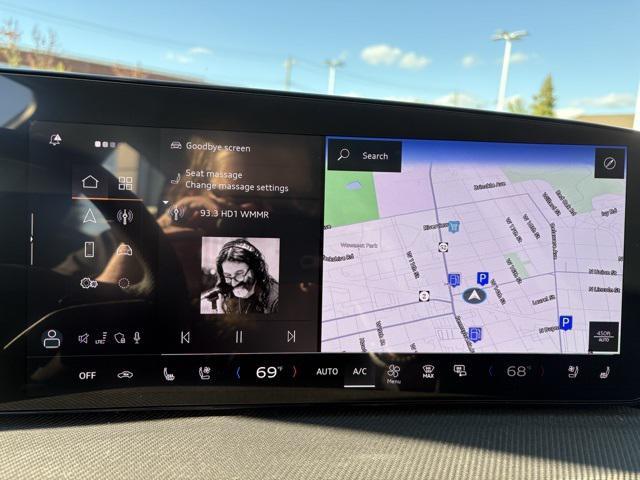 new 2025 Audi SQ5 car, priced at $75,195