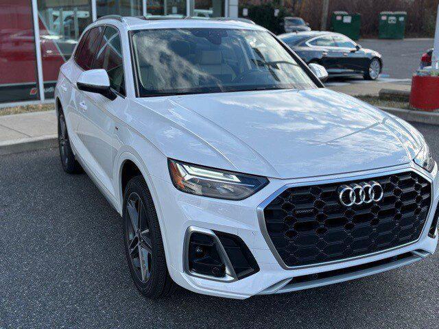 new 2024 Audi Q5 car, priced at $63,690