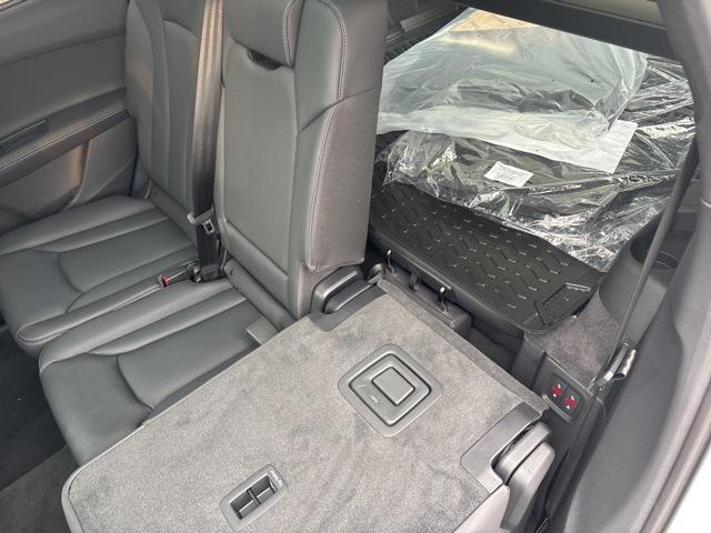new 2025 Audi Q7 car, priced at $76,350