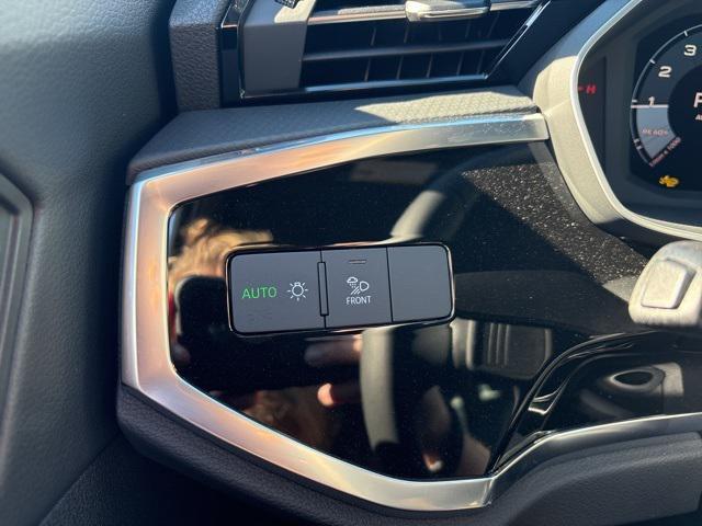 new 2025 Audi Q3 car, priced at $44,190