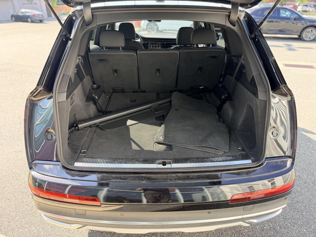 used 2021 Audi Q7 car, priced at $31,461