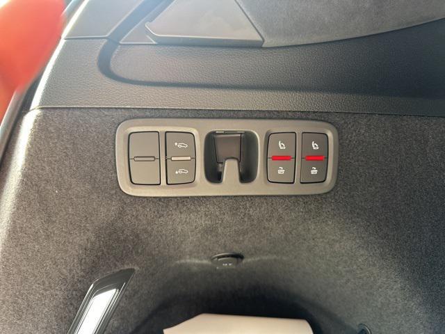 new 2026 Audi SQ7 car, priced at $118,245