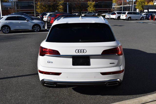 new 2025 Audi Q5 car, priced at $61,880