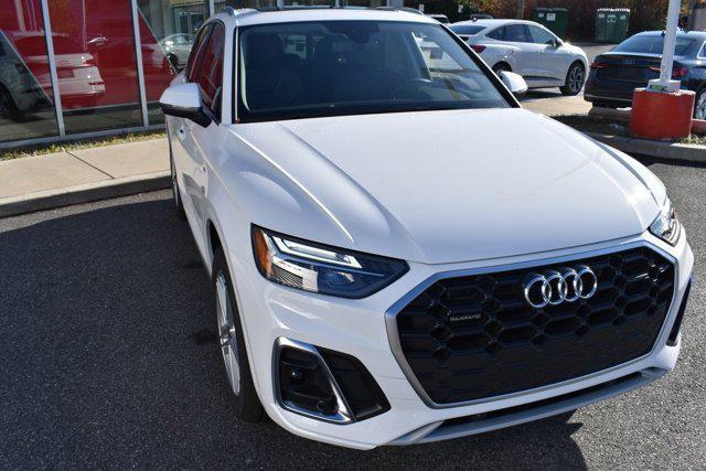 new 2025 Audi Q5 car, priced at $61,880