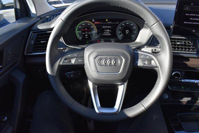 new 2025 Audi Q5 car, priced at $61,880