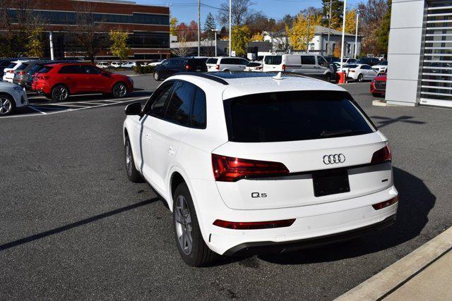 new 2025 Audi Q5 car, priced at $49,330