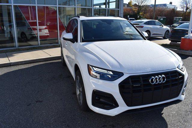 new 2025 Audi Q5 car, priced at $49,330