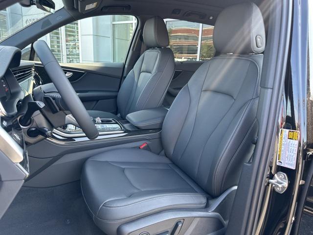 new 2026 Audi Q7 car, priced at $78,295