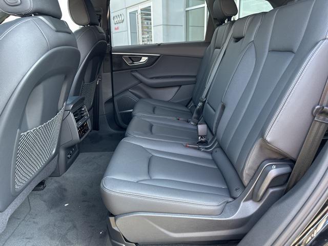 new 2026 Audi Q7 car, priced at $78,295