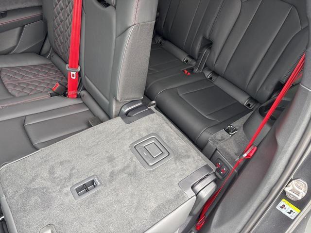 new 2026 Audi Q7 car, priced at $85,590