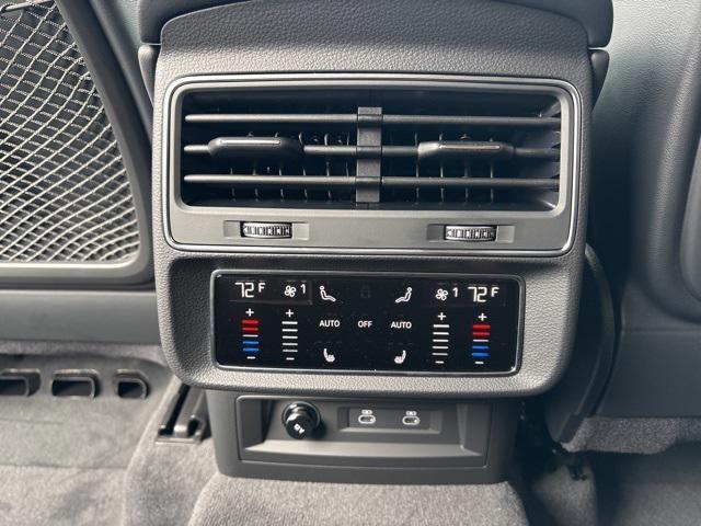 new 2026 Audi Q7 car, priced at $85,590