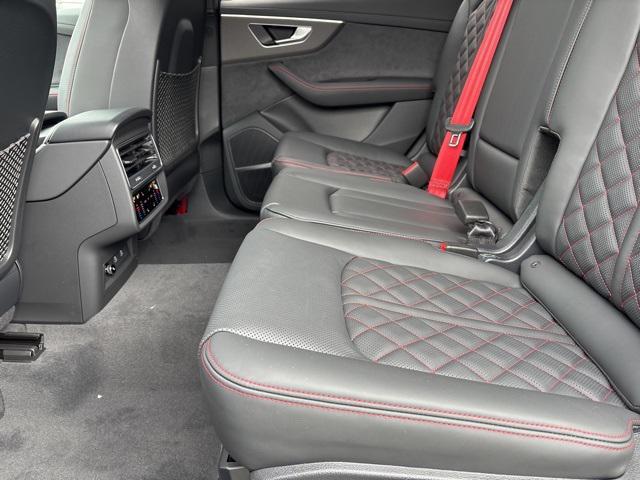new 2026 Audi Q7 car, priced at $85,590