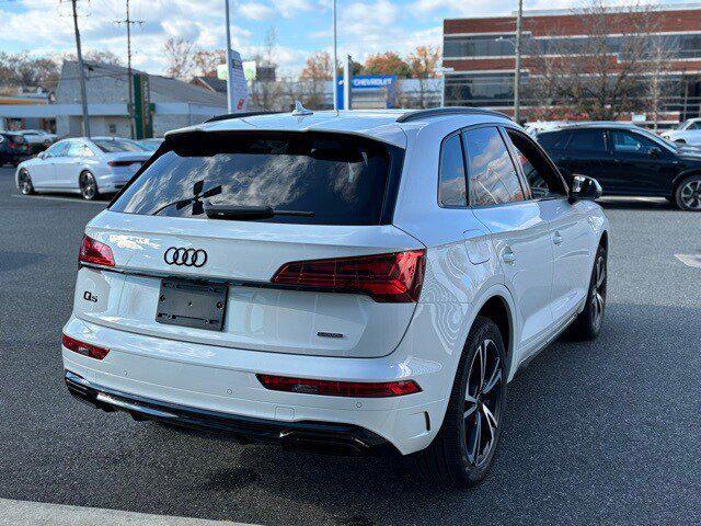 new 2025 Audi Q5 car, priced at $58,925