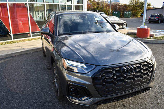 new 2025 Audi Q5 car, priced at $59,250