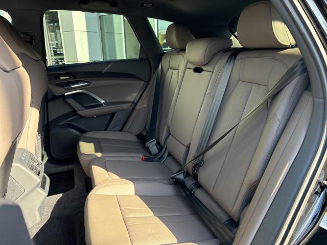 new 2025 Audi Q5 car, priced at $62,080
