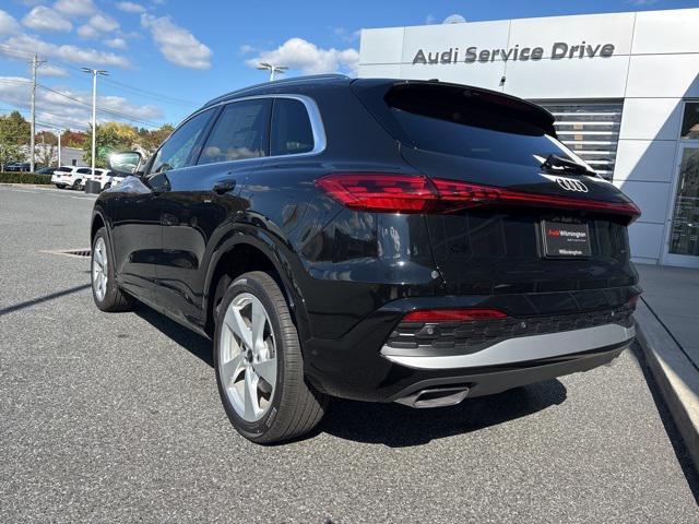 new 2025 Audi Q5 car, priced at $60,390