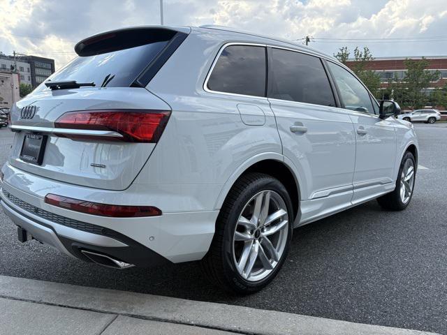 new 2025 Audi Q7 car, priced at $73,950