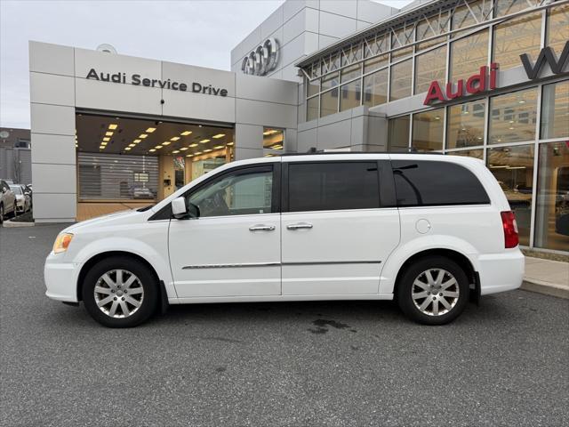 used 2014 Chrysler Town & Country car, priced at $9,389