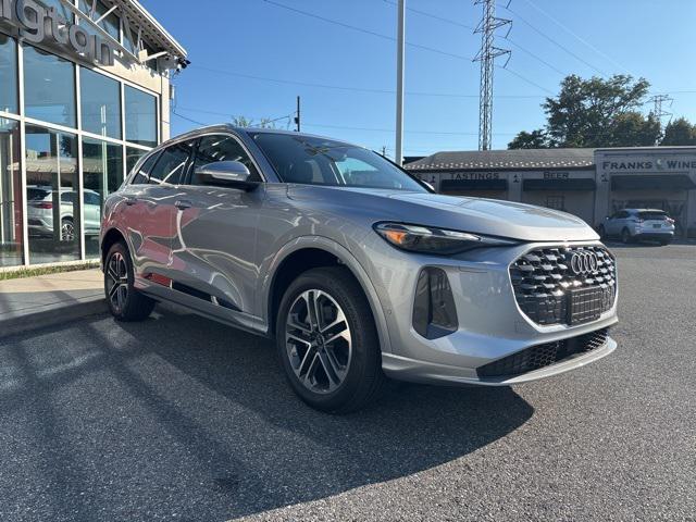 new 2025 Audi Q5 car, priced at $56,775