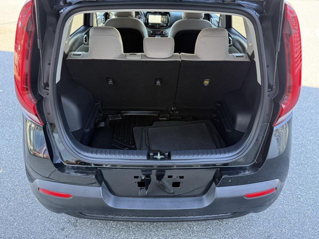 used 2022 Kia Soul car, priced at $16,127