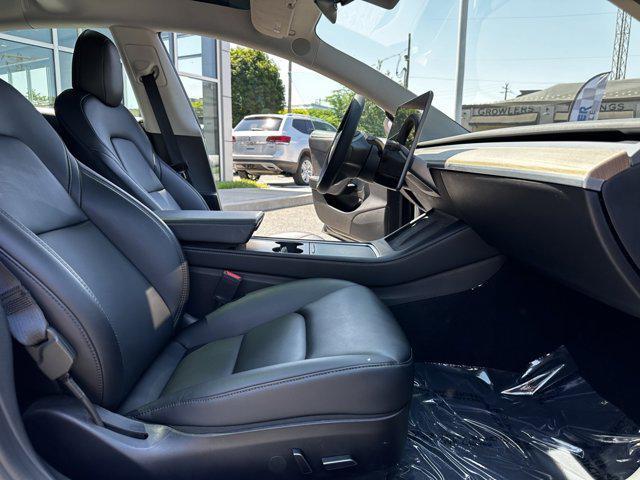 used 2021 Tesla Model 3 car, priced at $25,000