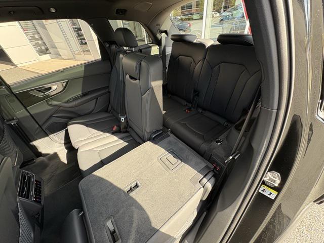 new 2026 Audi Q7 car, priced at $78,445
