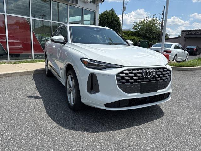 new 2025 Audi Q5 car, priced at $60,025