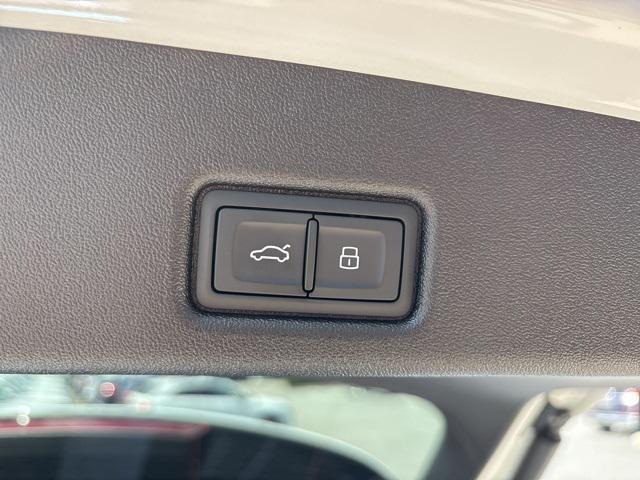 new 2025 Audi Q5 car, priced at $60,025