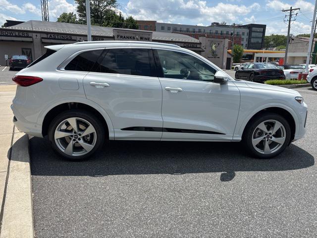 new 2025 Audi Q5 car, priced at $60,025