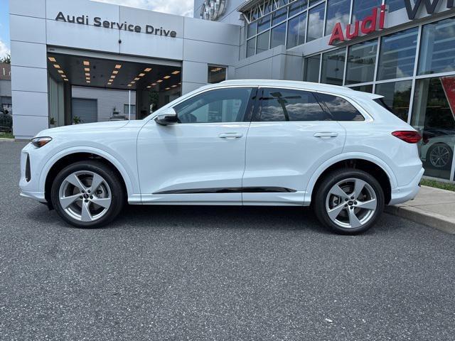new 2025 Audi Q5 car, priced at $60,025