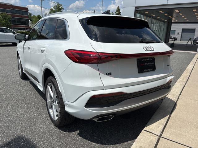 new 2025 Audi Q5 car, priced at $60,025