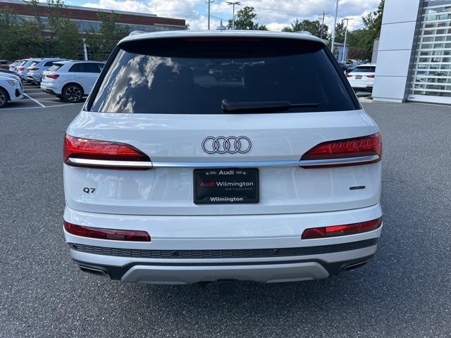 new 2025 Audi Q7 car, priced at $76,950