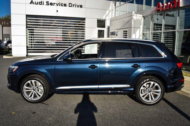 new 2025 Audi Q7 car, priced at $75,035