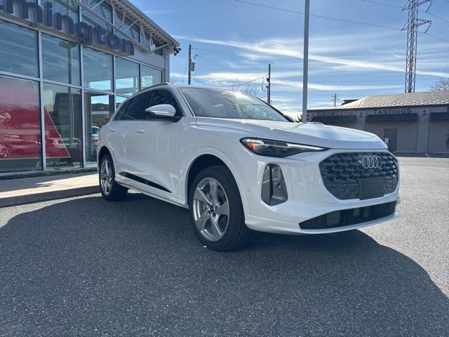 new 2025 Audi Q5 car, priced at $62,080