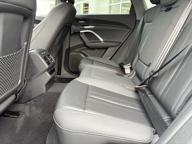 new 2025 Audi Q5 car, priced at $59,680