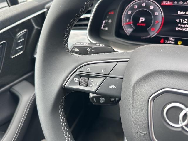 new 2025 Audi Q7 car, priced at $71,769