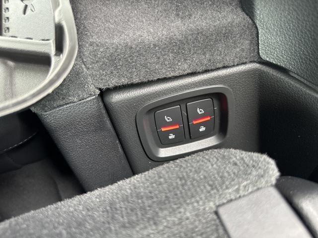 new 2025 Audi Q7 car, priced at $74,580